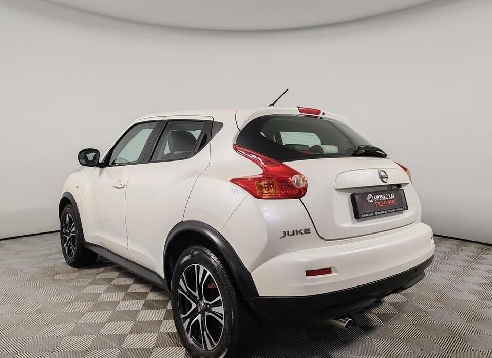 Nissan Juke, I 1.6 CVT (117 л.с.)