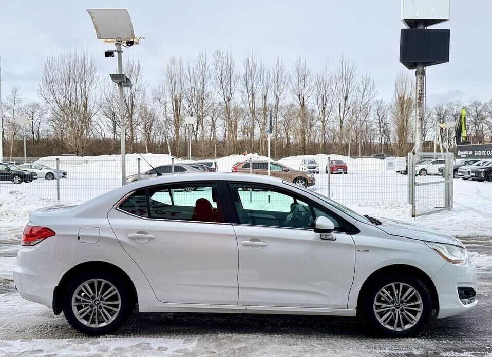 Citroen C4, II 1.6 MT (115 л.с.)