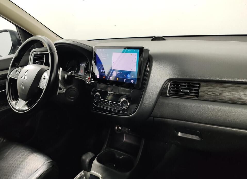 Mitsubishi Outlander, III Рестайлинг 2 2.4 CVT (167 л.с.) 4WD