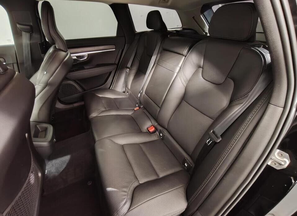 Volvo V90 Cross Country 2.0d AT (190 л.с.) 4WD