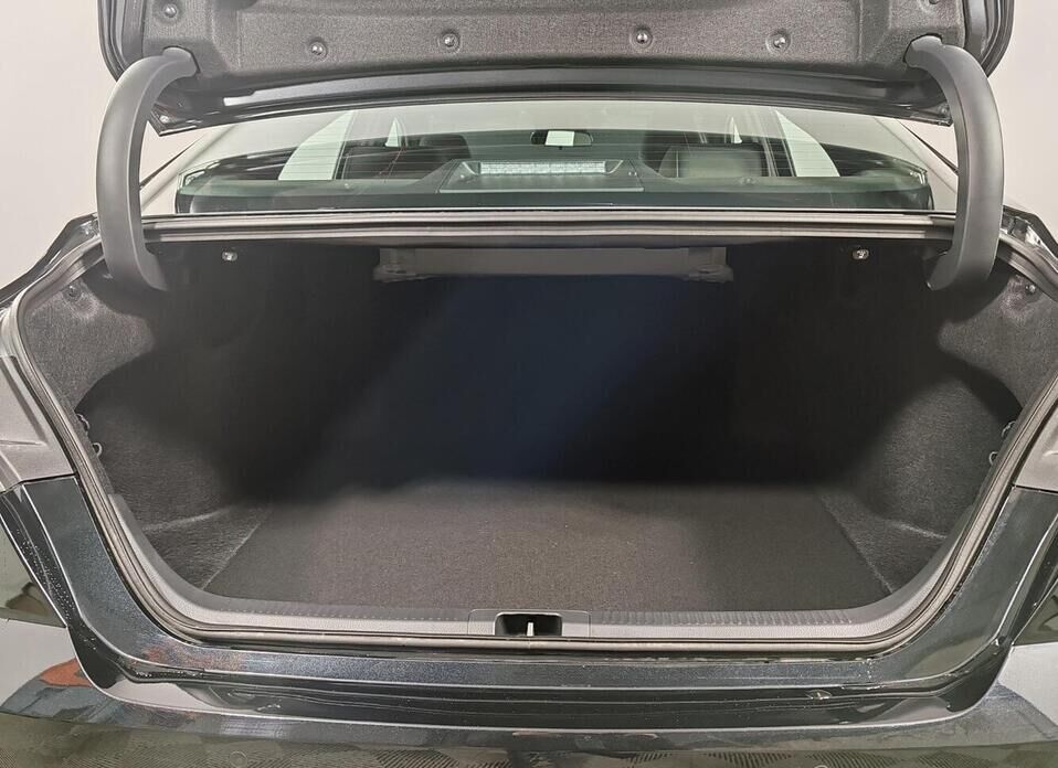 Toyota Camry, IX (XV80) China Market 2.0 CVT (173 л.с.)