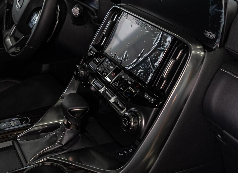 Lexus LX, IV 600 3.5 AT (415 л.с.) 4WD