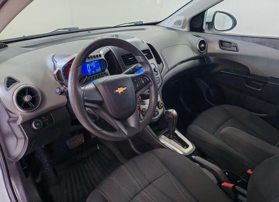 Chevrolet Aveo, II 1.6 AT (115 л.с.)