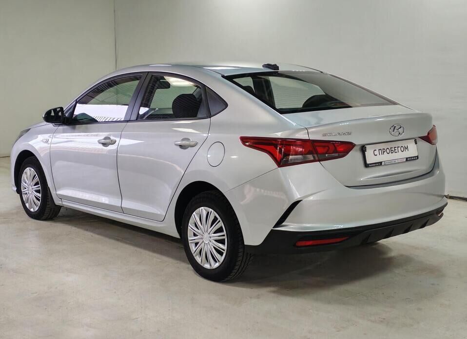 Hyundai Solaris, II Рестайлинг 1.6 AT (123 л.с.)