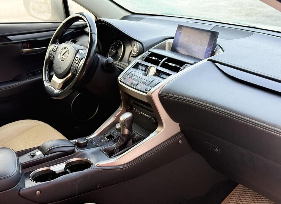 Lexus NX, I 200 2.0 CVT (150 л.с.)