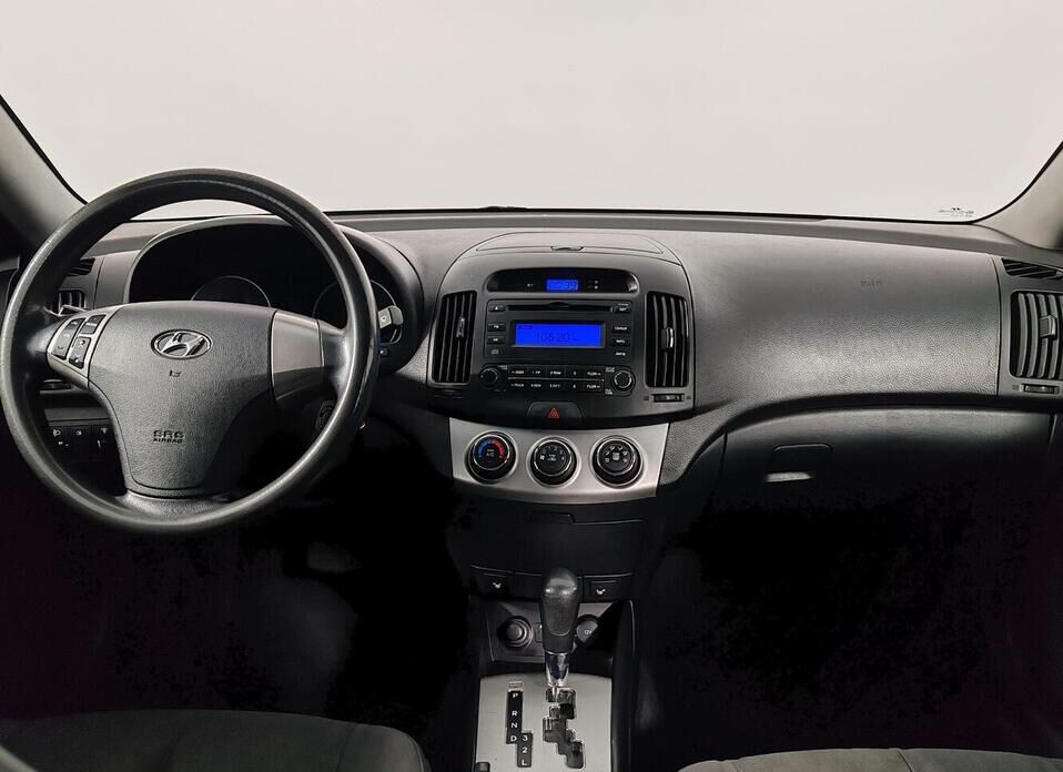 Hyundai Elantra, IV (HD) 1.6 AT (122 л.с.)