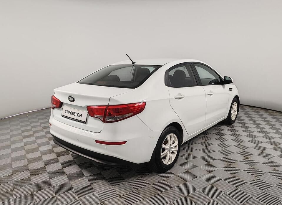Kia Rio 1.6 AT (123 л.с.)