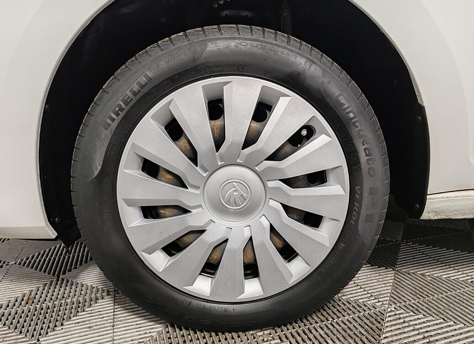 Skoda Rapid, II 1.6 MT (90 л.с.)