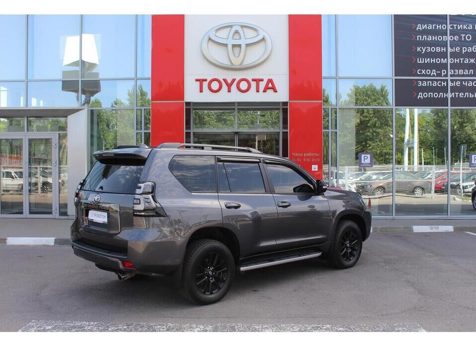 Toyota Land Cruiser Prado 2.8d AT (200 л.с.) 4WD