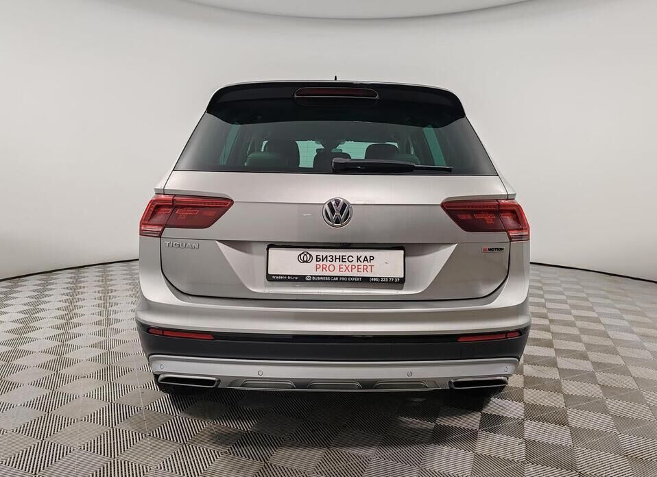 Volkswagen Tiguan, II 2.0d AMT (150 л.с.) 4WD