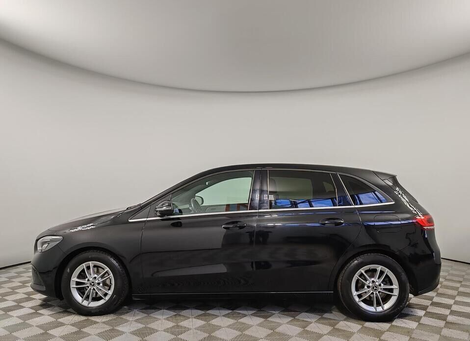 Mercedes-Benz B-Класс 180 1.3 AMT (136 л.с.)