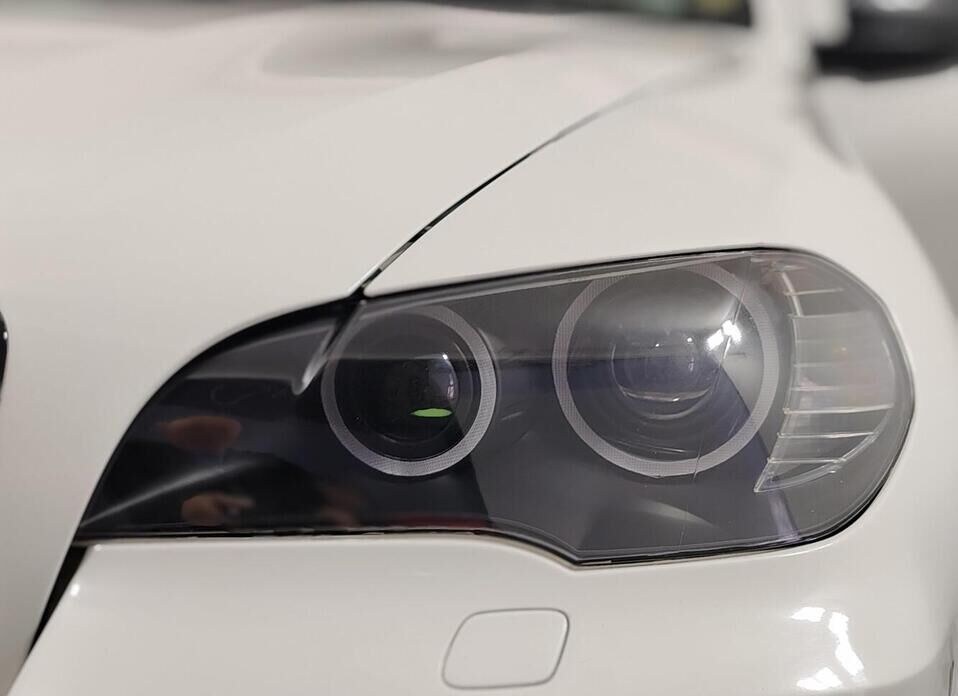 BMW X5, II (E70) 30i 3.0 AT (272 л.с.) 4WD