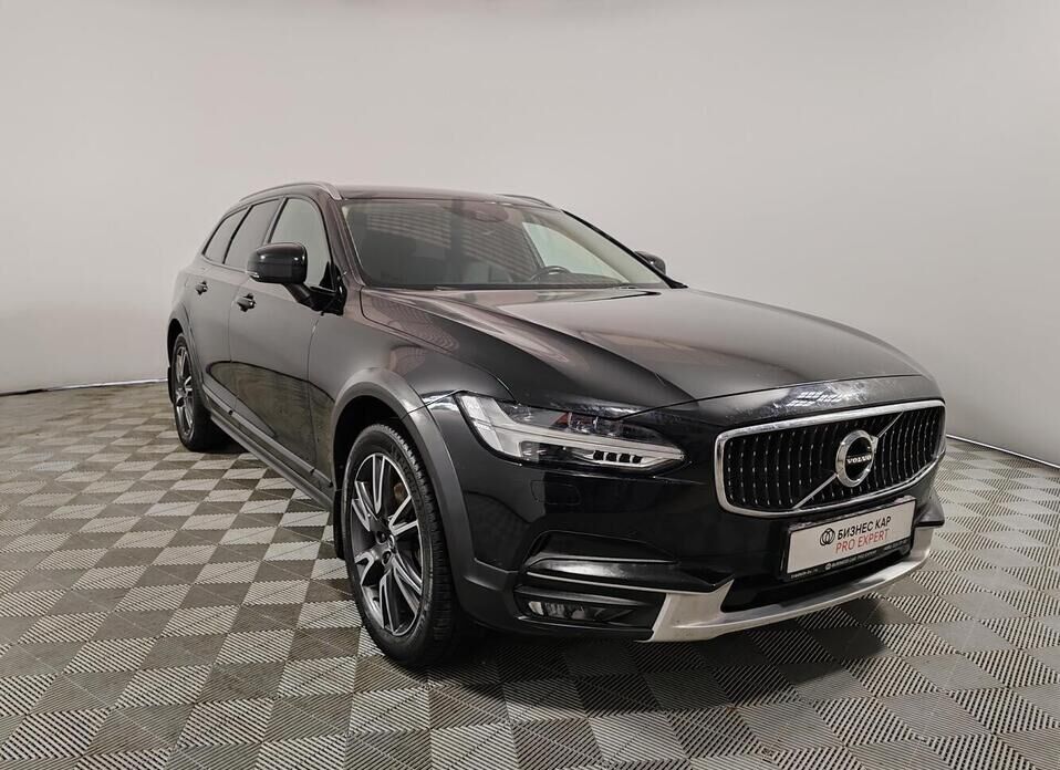 Volvo V90 Cross Country 2.0d AT (190 л.с.) 4WD