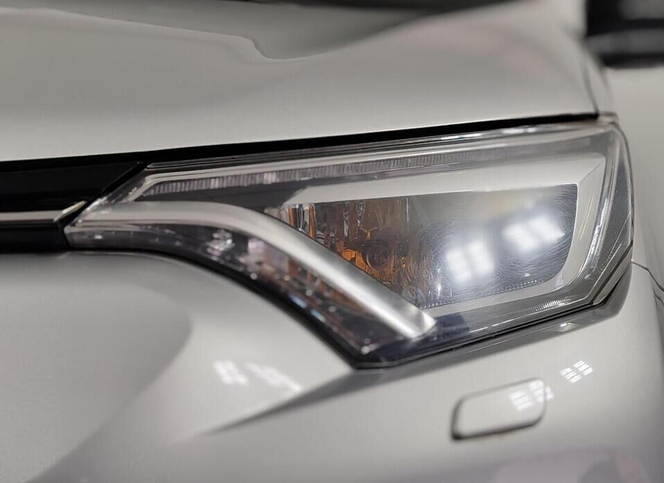 Toyota RAV4, IV (CA40) Рестайлинг 2.0 CVT (146 л.с.) 4WD