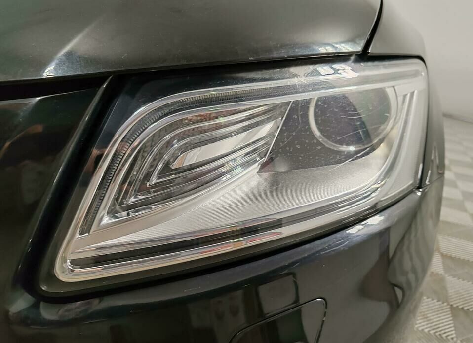 Audi Q5 2.0 AT (230 л.с.) 4WD