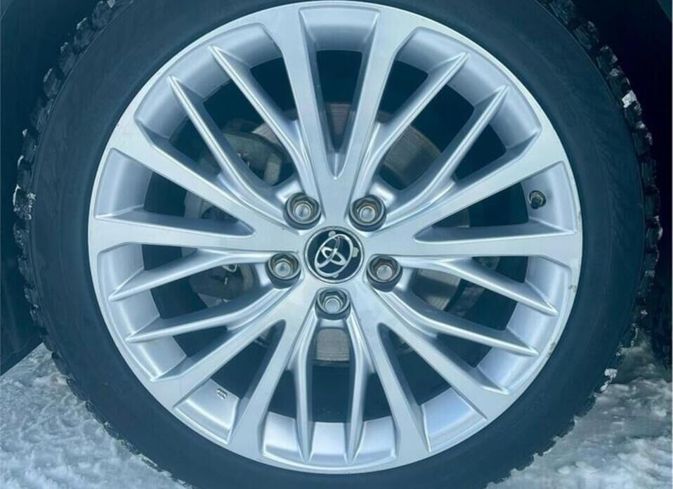 Toyota Camry, VIII (XV70) 3.5 AT (249 л.с.)