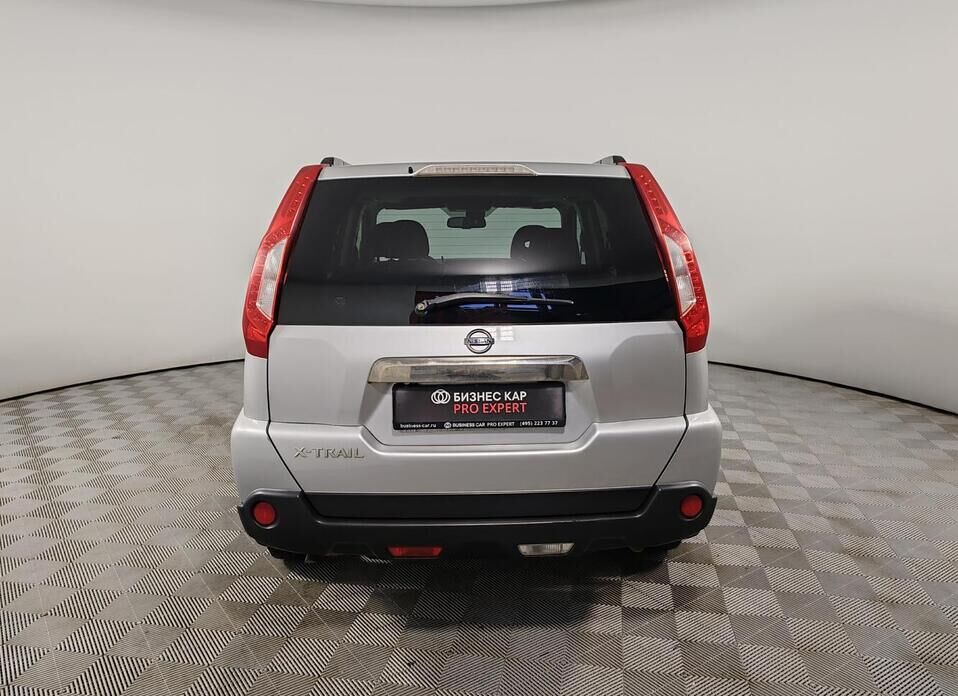 Nissan X-Trail, II Рестайлинг 2.0 CVT (141 л.с.) 4WD