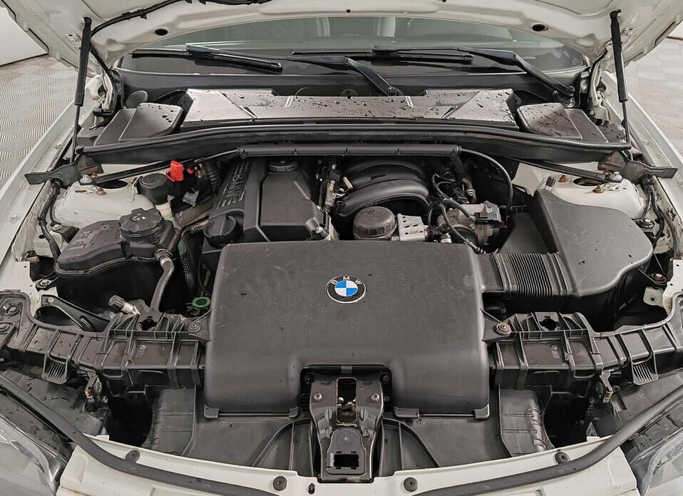 BMW 1 серии, I (E81/E82/E87/E88) Рестайлинг 118i 2.0 AT (136 л.с.)