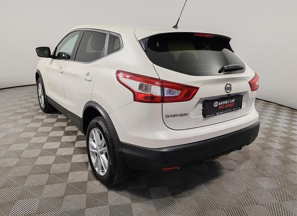 Nissan Qashqai 2.0 CVT (144 л.с.)