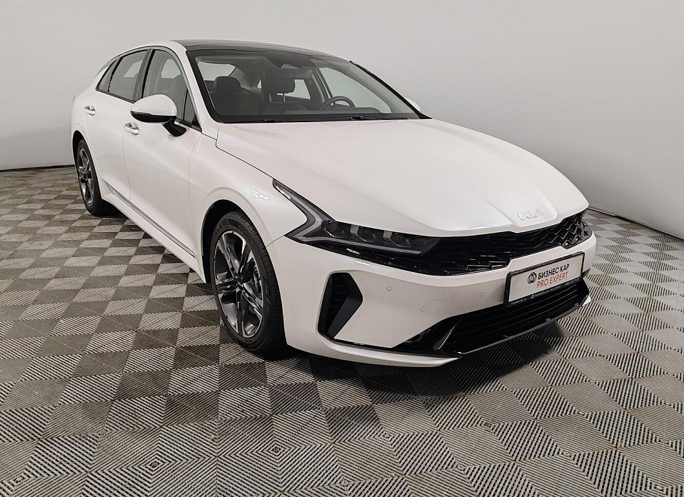 Kia K5, III 2.0 AT (240 л.с.)