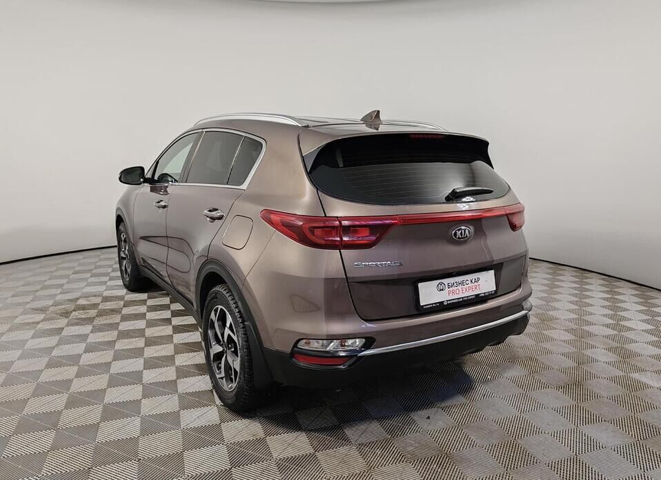 Kia Sportage, IV Рестайлинг 2.0 AT (150 л.с.)