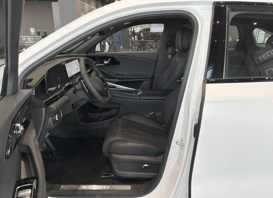 EXEED RX 2.0 AMT (197 л.с.) 4WD