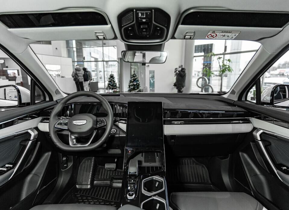 Geely Atlas, II 2.0 AT (200 л.с.) 4WD