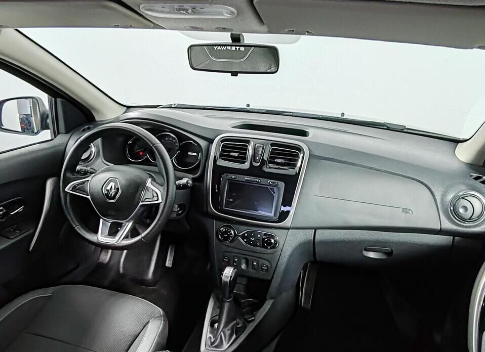 Renault Sandero Stepway 1.6 CVT (113 л.с.)