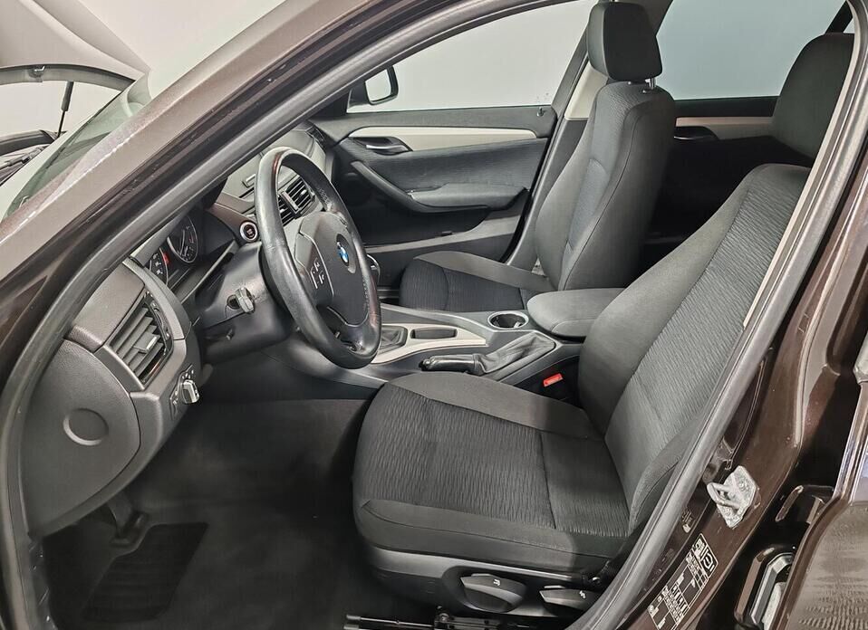 BMW X1, I (E84) Рестайлинг 18i 2.0 AT (150 л.с.)
