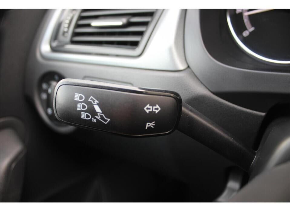 Skoda Rapid 1.6 AT (110 л.с.)