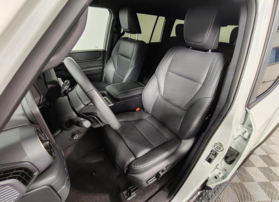 Toyota Land Cruiser Prado, 250 Series 2.4 AT (279 л.с.) 4WD