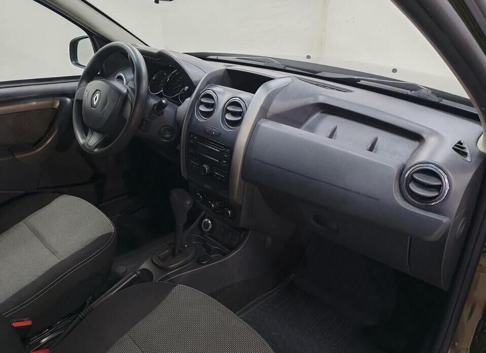 Renault Duster, I Рестайлинг 2.0 AT (143 л.с.) 4WD
