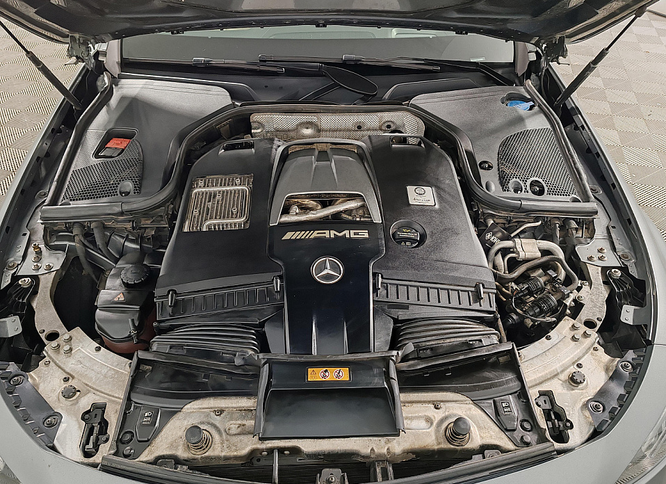 Mercedes-Benz E-Класс AMG, V (W213) 63 AMG S 4.0 AT (612 л.с.) 4WD