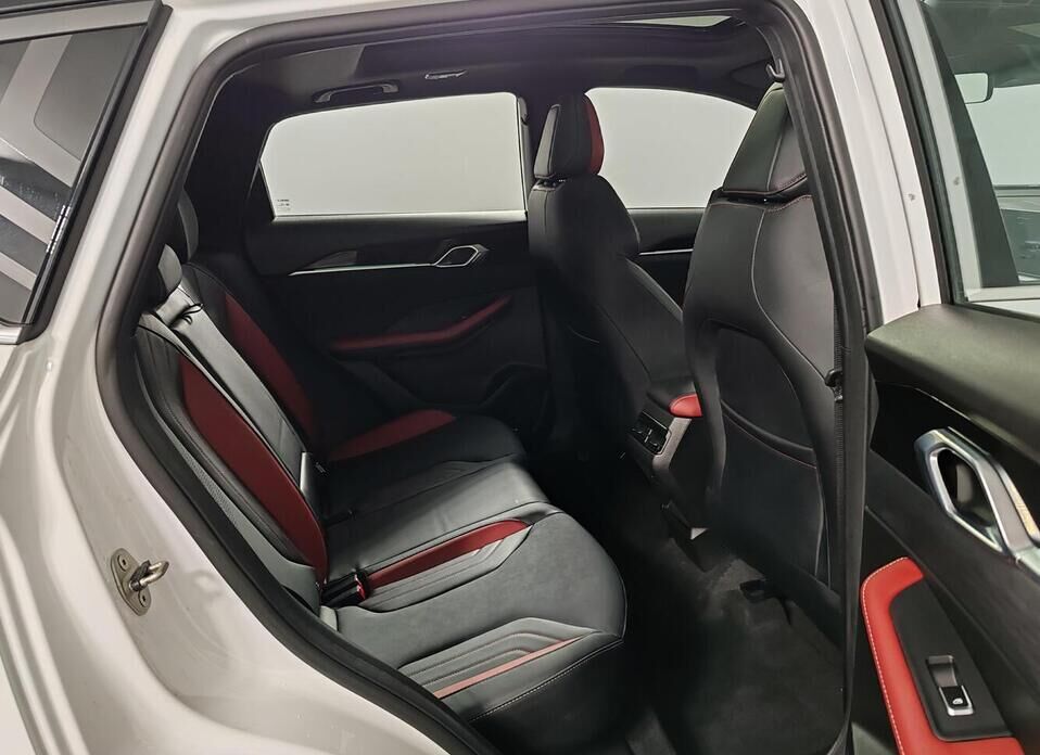 Geely Coolray, I Рестайлинг 1.5 AMT (147 л.с.)