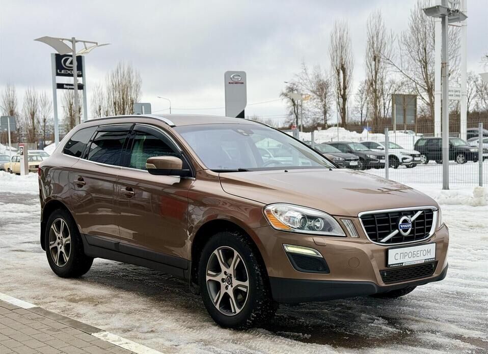 Volvo XC60, I 2.4d AT (215 л.с.) 4WD