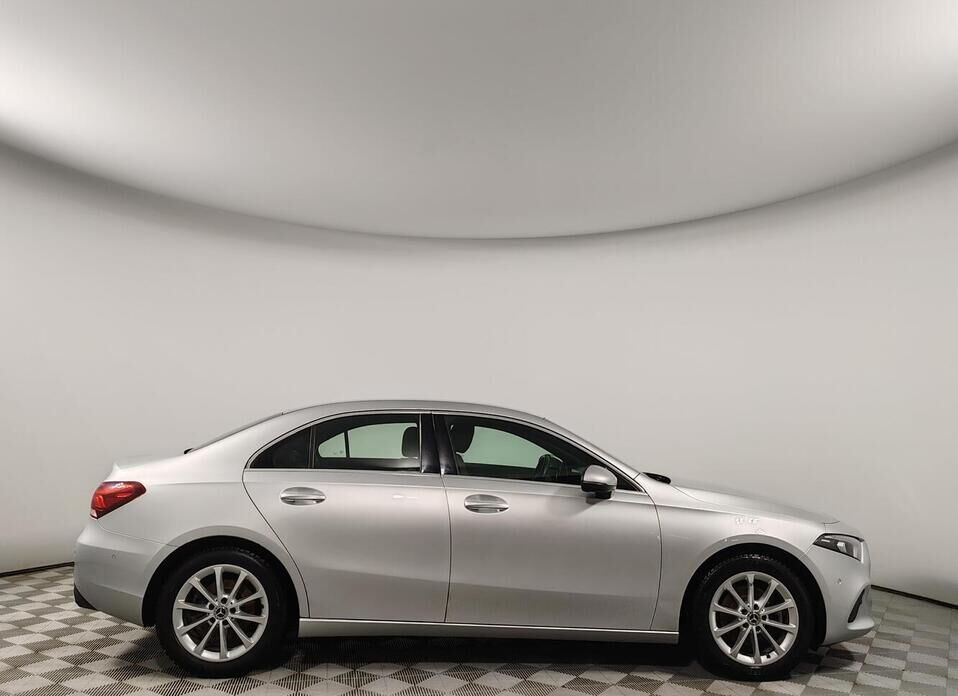 Mercedes-Benz A-Класс, IV (W177) 200 1.3 AMT (150 л.с.)