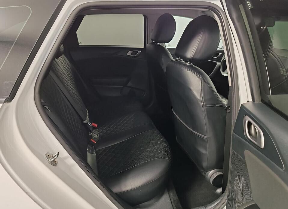 Kia Ceed 1.6 AT (128 л.с.)