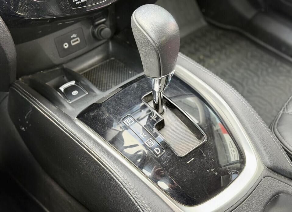 Nissan X-Trail, III Рестайлинг 2.0 CVT (144 л.с.) 4WD