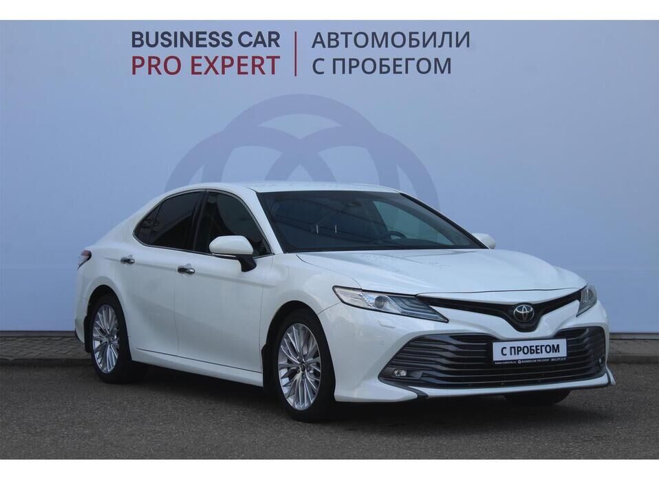 Toyota Camry 2.5 AT (181 л.с.)