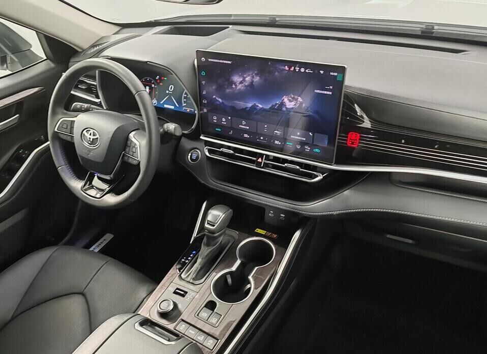 Toyota Highlander, IV (U70) 2.0 AT (248 л.с.) 4WD