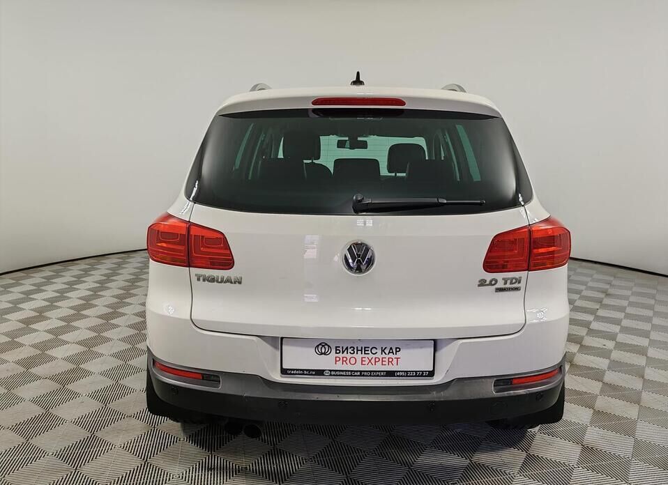 Volkswagen Tiguan 2.0d AT (140 л.с.) 4WD