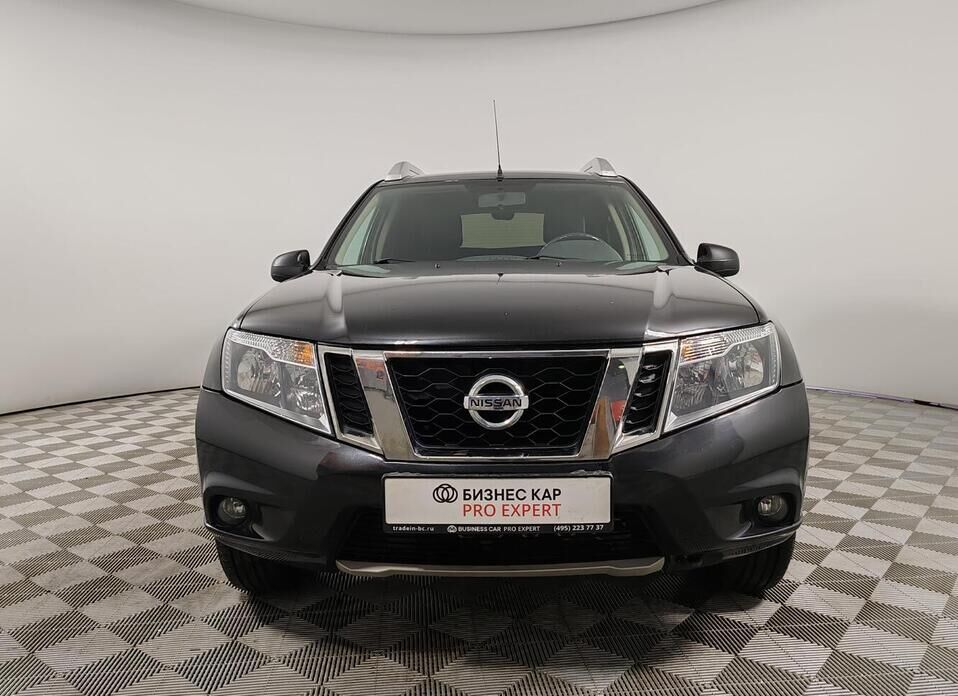 Nissan Terrano 2.0 AT (143 л.с.) 4WD
