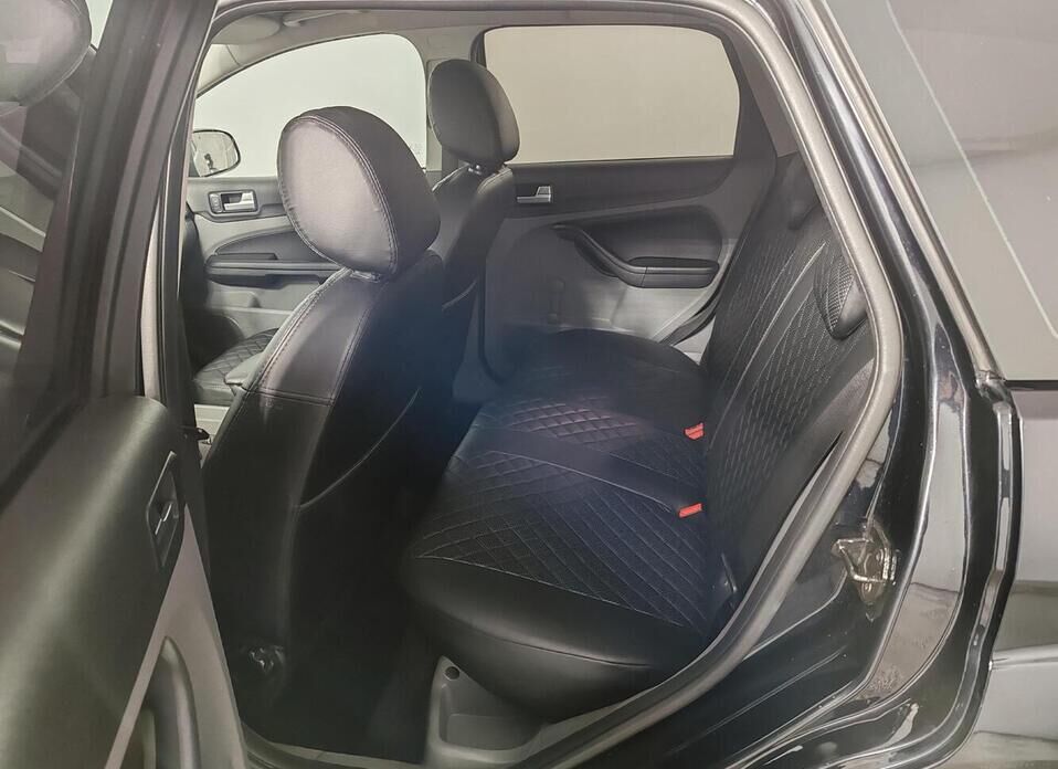 Ford Focus, II Рестайлинг 2.0 MT (145 л.с.)