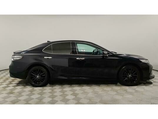 Toyota Camry, 2020 г., 79 976 км
