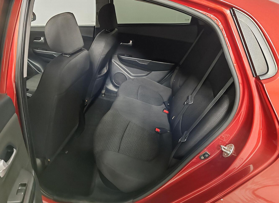 Kia Rio, III 4-speed 1.6 AT (123 л.с.)