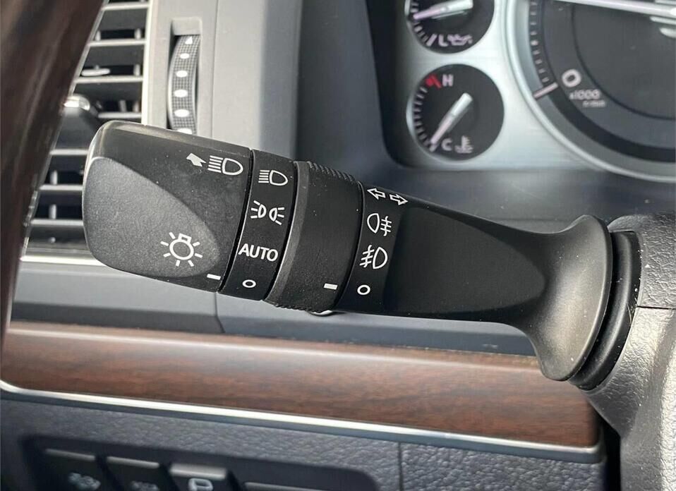 Toyota Land Cruiser, 200 Series Рестайлинг 2 4.5d AT (249 л.с.) 4WD