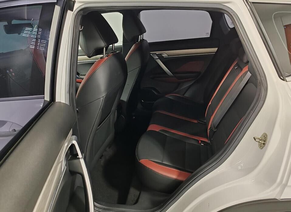 Geely Coolray, I 1.5 AMT (150 л.с.)