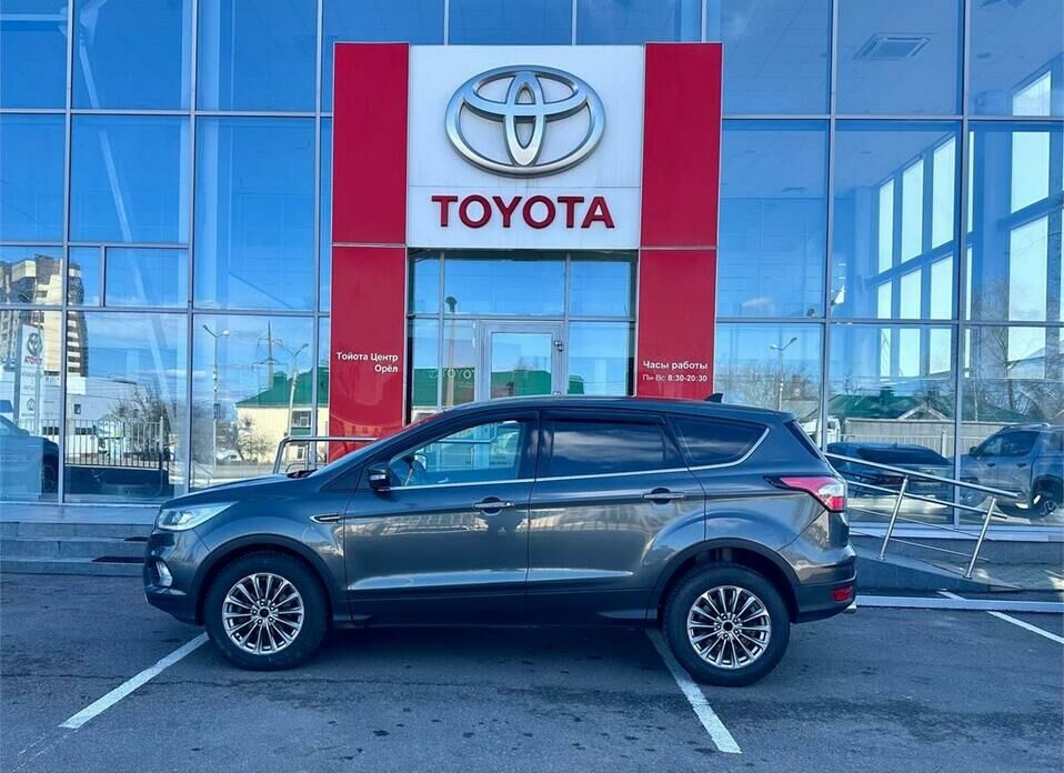 Ford Kuga 2.5 AT (150 л.с.)