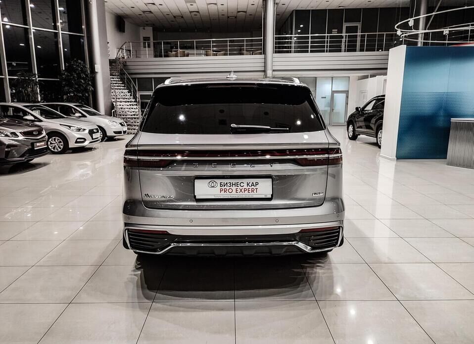 Geely Monjaro 2.0 AT (238 л.с.) 4WD