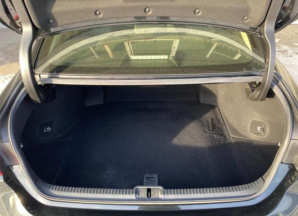 Lexus ES, VII 250 2.5 AT (200 л.с.)